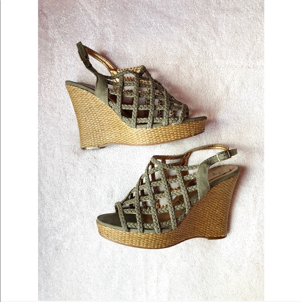 Olive Wedges